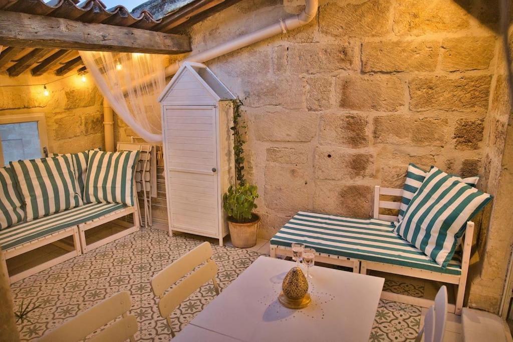 Appartement-Terrasse Centre Historique Uzès Kültér fotó